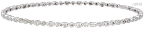 14K. White gold bangle bracelet set with approx. 0.34 ct. di...