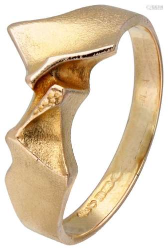 14K. Yellow gold 'Tsokka' ring by Finnish designer...