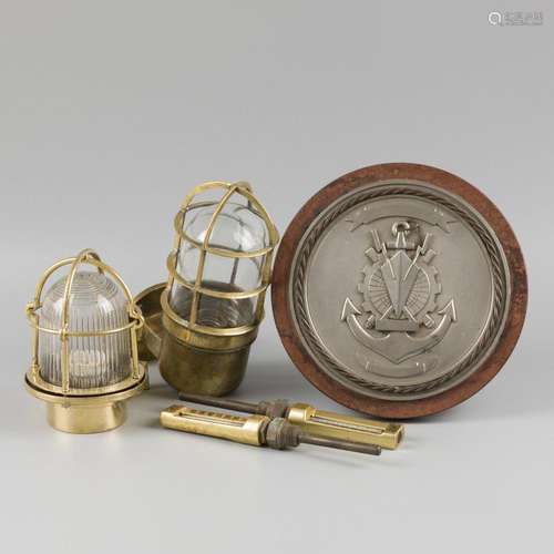 A lot with (2) brass, an aluminium waal plaque and (2) therm...