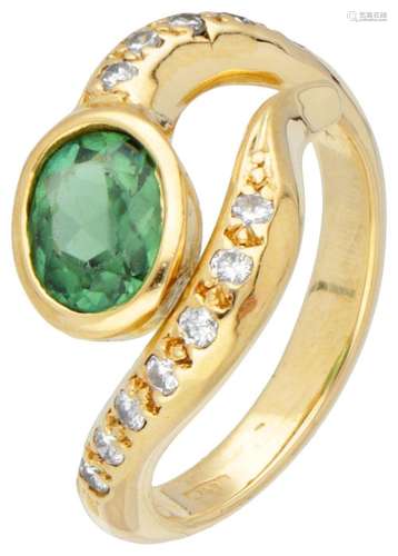 18K. Yellow gold vintage ring set with approx. 0.96 ct. tour...