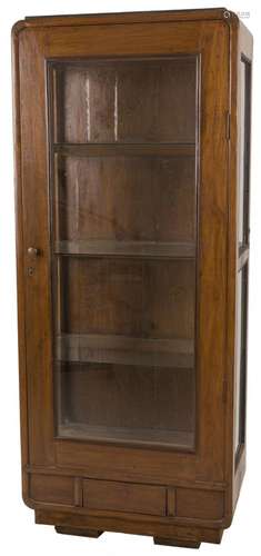 An oakwood Art Deco display cabinet, Dutch, 1930's.