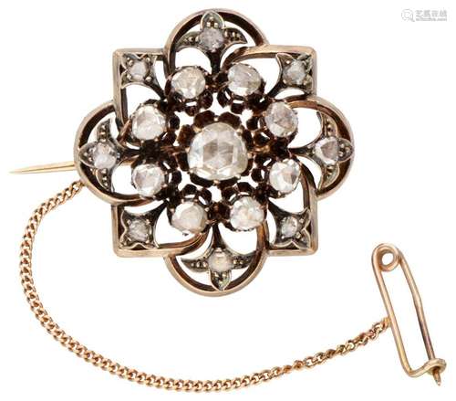 14K. Rose gold openwork flower-shaped brooch set with approx...