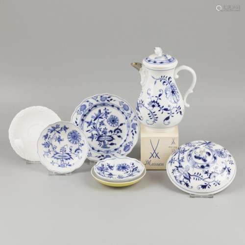 An (8) piece lot with various "Meissen" porcelain ...