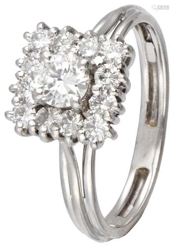 14K. White gold entourage ring set with approx. 0.93 ct. dia...