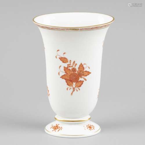 A porcelain vase with Apponyi Orange decor. Herend, 2nd half...