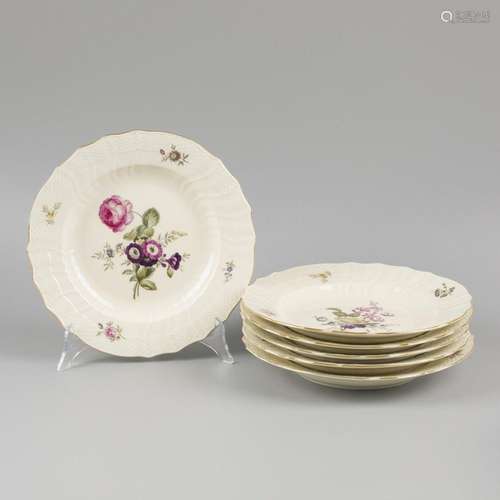 A set of (6) porcelain dinner plates decorated with flowers,...