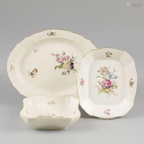 A lot of (3) porcelain bowls decorated with flowers, marked ...