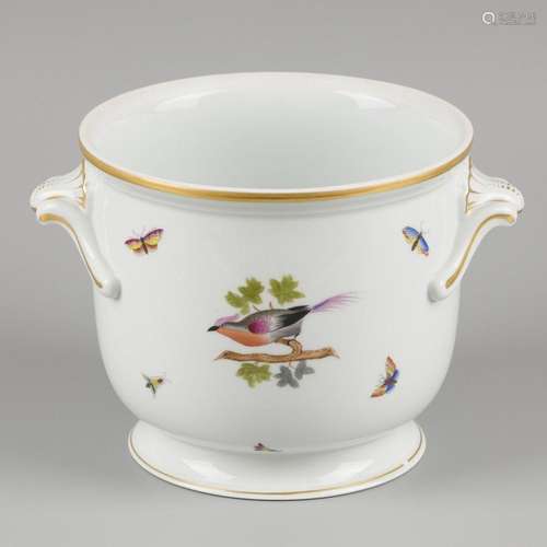 A porcelain cache-pot with Rotschild Bird decor. Herend, lat...