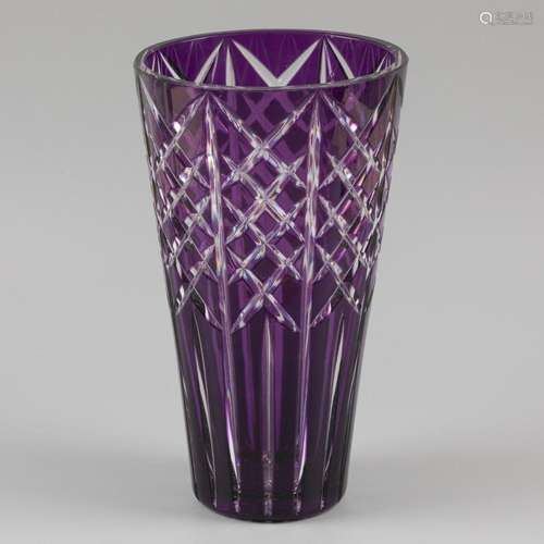 A cut crystal Val'Saint Lambert vase with purple, Franc...