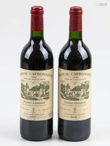 (2) Chateau Carbonnieux - Pessac-Léoqnan - 1994.