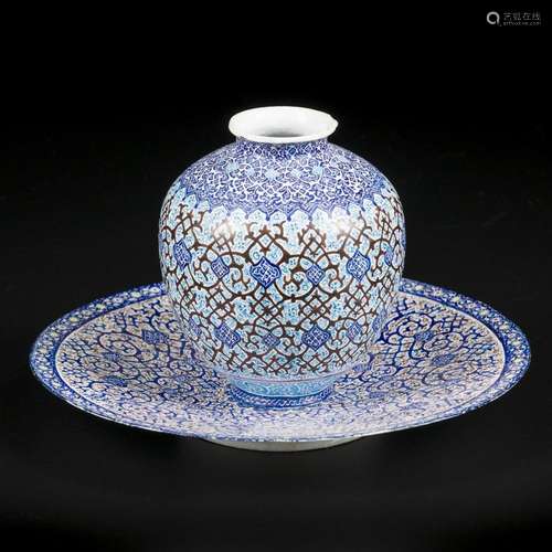 A lot of (2) objects in enamel on copper. Iran / Persia, 20t...