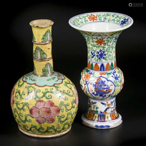 A lot of two porcelain vases after an older example. China, ...