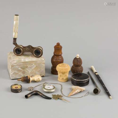 A large lot comprising various items, a.w. a theatre binocul...