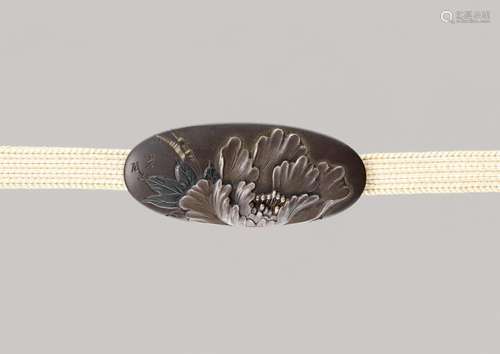 KOMIN: A FINE SHIBUICHI OBIDOME (SASH CLIP) WITH PEONY FLOWE...