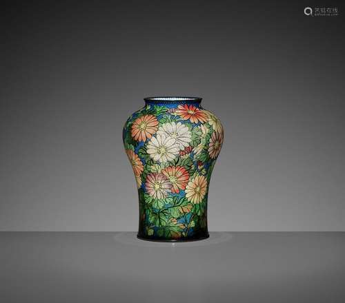 A SUPERB PLIQUE-À-JOUR VASE WITH CHRYSANTHEMUMS, ATTRIBUTED ...