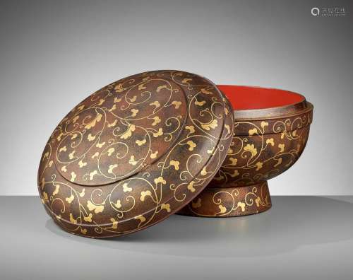 A RARE LACQUER FOOD JIKIRO (CEREMONIAL FOOD CONTAINER)