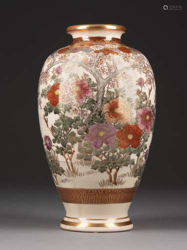 A SATSUMA VASE WITH FLOWER PATTERNS