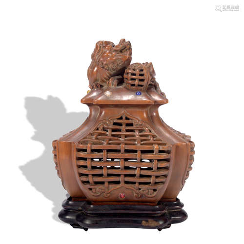 A bamboo censer