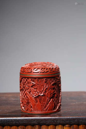 铜胎剔红花卉纹茶叶罐