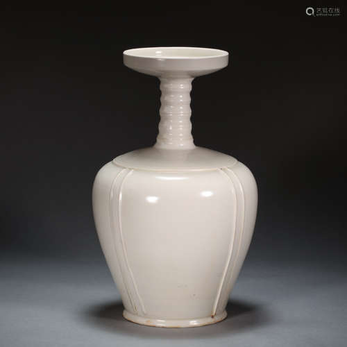 CHINESE DING WARE PLATE MOUTH BOTTLE, LIAO DYNASTY