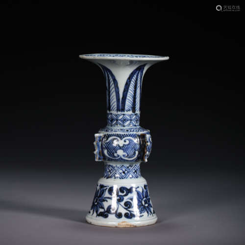 CHINESE BLUE AND WHITE PORCELAIN VASE, YUAN DYNASTY