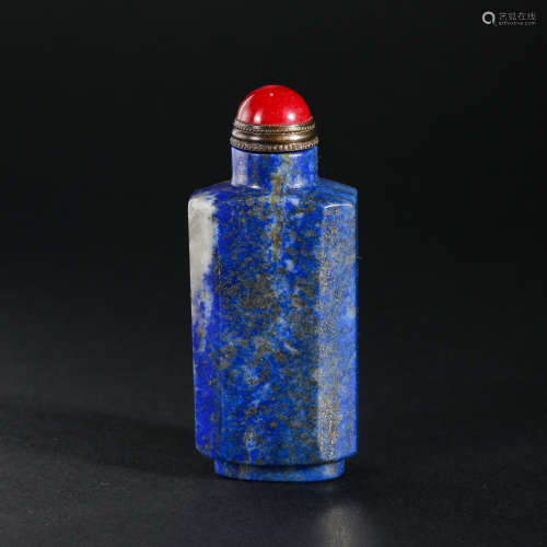 Qing Dynasty lapis lazuli snuff bottle