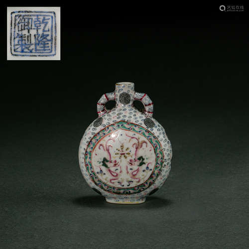 CHINESE ENAMEL PORCELAIN VASE, QIANLONG PERIOD, QING DYNASTY