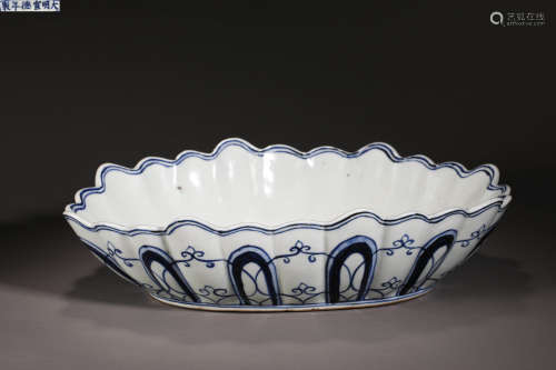 Qing Dynasty blue and white petal bowl