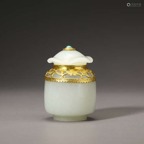 Hetian jade relic jar