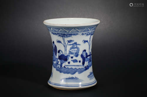 Qing Dynasty blue and white figures Zun