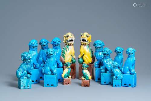 FOURTEEN CHINESE MONOCHROME TURQUOISE AND FAMILLE VERTE MODE...