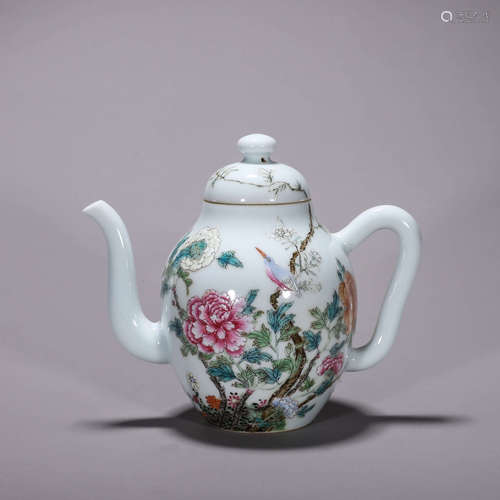 A famille rose bird and flower porcelain teapot