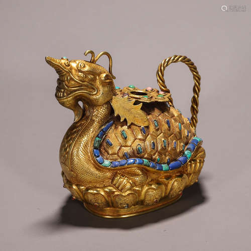 A gilding copper dragon teapot