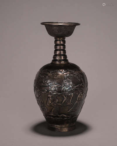 A figure patterned silver vase