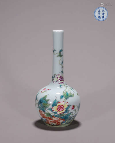 A famille rose flower porcelain tianqiuping