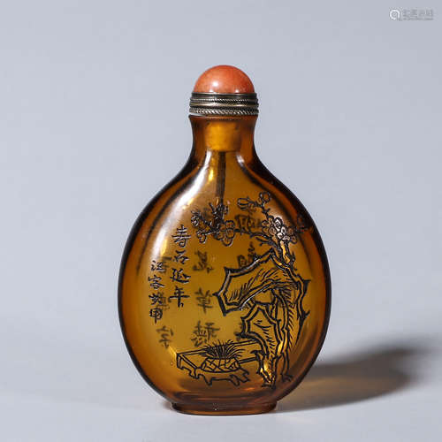 A plum blossom glass snuff bottle