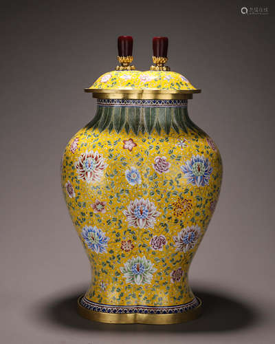 A flower copper enamel vase