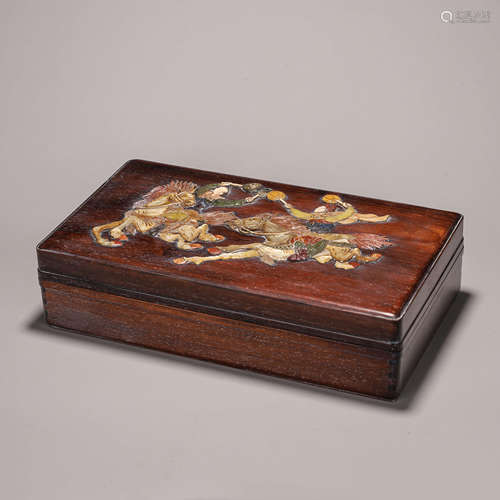 A fragrant rosewood gem-inlaid figure box