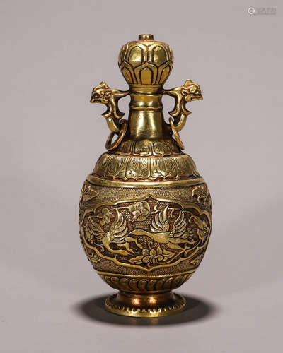 A crane patterned gilding copper phoenix bird vase