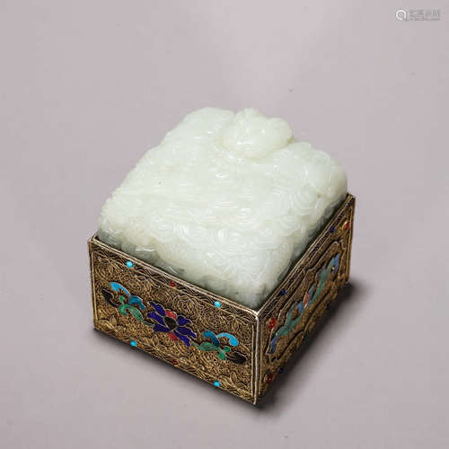 A Hetian jade gilding silver dragon seal