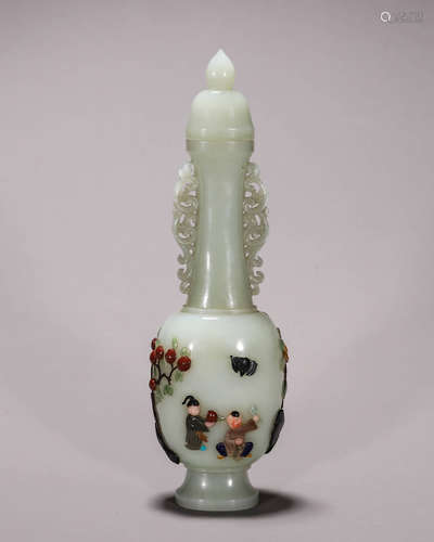 A Hetian jade gem-inlaid figure vase with phoenix shaped ear...