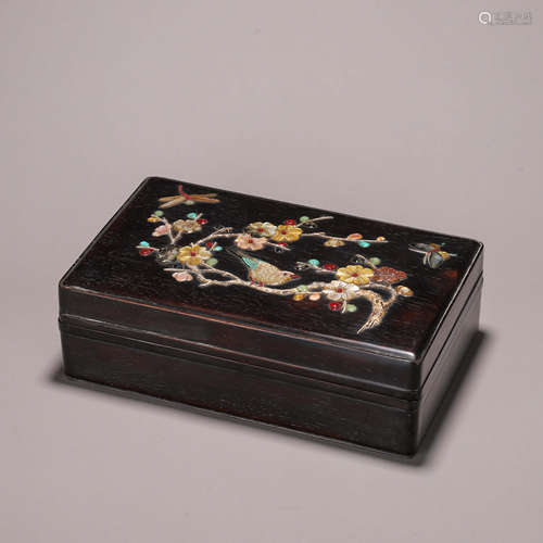 A red sandalwood gem-inlaid bird and flower box