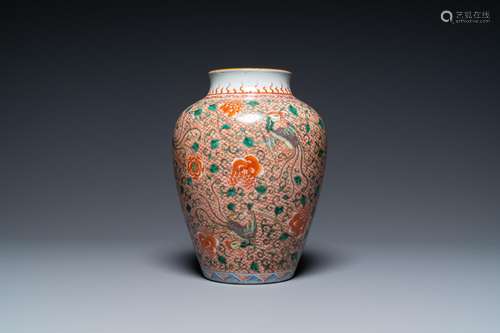 A CHINESE WUCAI 'PHOENIXES' VASE, 19TH C.