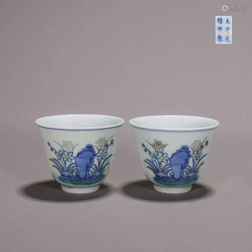 A pair of doucai flower porcelain cups