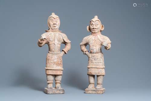 A PAIR OF CHINESE PAINTED POTTERY 'LOKAPALA' GUARD...