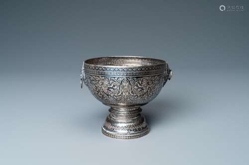 A THAI NIELLO SILVER 'THOM NGOEN' BOWL, 19/20TH C.