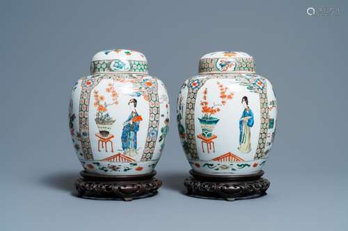 A PAIR OF CHINESE FAMILLE VERTE JARS AND COVERS, KANGXI