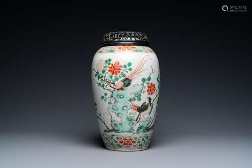 A CHINESE FAMILLE VERTE 'PHEASANTS' VASE, KANGXI