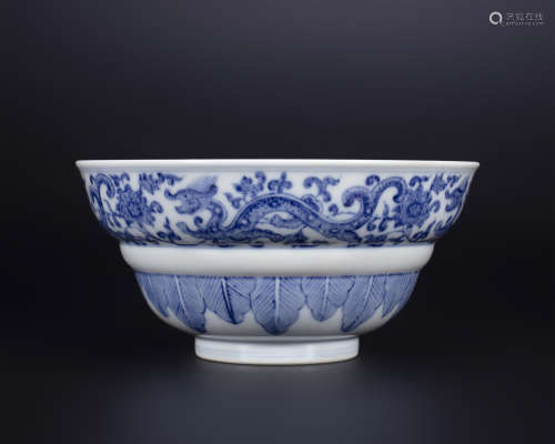 18th century, Qing dynasty blue and white porcelain dragon b...