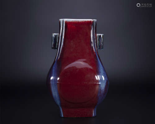 18th century, Kiln-glazed through-ear porcelain vase